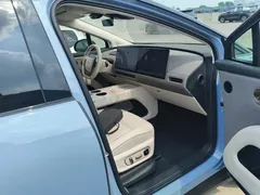 2025 Li Auto i8 Standard, синий — фото 8