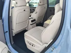 2025 Li Auto i8 Standard, синий — фото 11