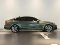 2022 Audi A5 Sportback 40 TFSI quattro Luxury Sport, зелёный — фото 3