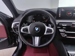 2022 BMW 5 Series 530Li Premium M Sport Package, чёрный — фото 15
