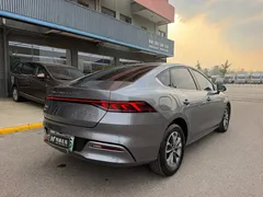 2024 BYD Qin PLUS Honor DM-i PHEV 55km Leading — фото 6