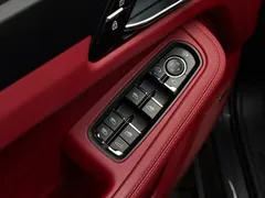 2022 Porsche Macan 2.0T, чёрный — фото 19