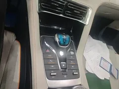 2021 BYD Song PLUS DM-i PHEV 110KM Flagship Plus, белый — фото 16