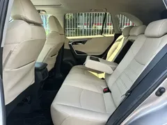 2021 Toyota RAV4 2.0L CVT 2WD Fashion Plus — фото 18