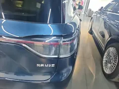 2025 Aito M9 EV Ultra 100kWh 6-seat 192-line LiDAR, синий — фото 8
