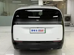 2024 Li Auto MEGA Ultra, белый — фото 5