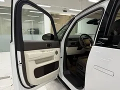 2024 Li Auto MEGA Ultra, белый — фото 8