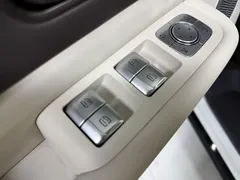 2024 Li Auto MEGA Ultra, белый — фото 9