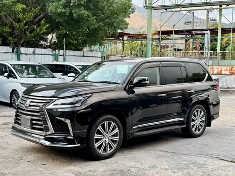 2016 Lexus LX 570 Premium Luxury