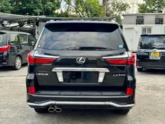 2016 Lexus LX 570 Premium Luxury, чёрный — фото 5
