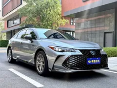 2019 Toyota Avalon Hybrid 2.5L Luxury — фото 3