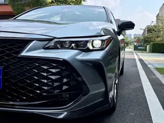 2019 Toyota Avalon Hybrid 2.5L Luxury — фото 8