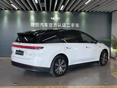 2025 Li Auto i8 Standard, белый — фото 3