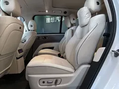 2025 Li Auto i8 Standard, белый — фото 6