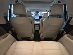 2025 Li Auto i8 Standard, белый — фото 8