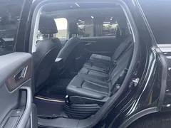2022 Audi Q7 55 TFSI quattro S line Sport, чёрный — фото 8