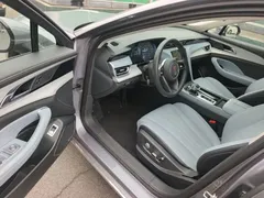 2025 Hongqi H5 PHEV 170 — фото 16