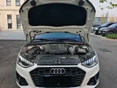 2022 Audi A4L 40 TFSI Luxury Sport, белый — фото 3