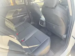 2023 Toyota Venza 2.0L CVT 2WD Luxury, белый — фото 9