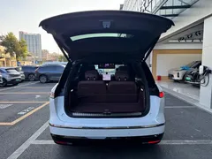 2026 Nio ES8 6-seat Executive Signature, белый — фото 14