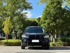 2022 BMW X3 Leading M Night Package, чёрный — фото 2