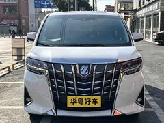 2021 Toyota Alphard Hybrid 2.5L Luxury, белый — фото 2