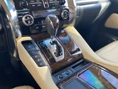 2021 Toyota Alphard Hybrid 2.5L Luxury, белый — фото 14