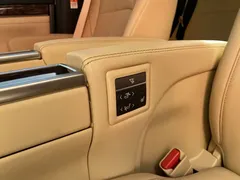 2021 Toyota Alphard Hybrid 2.5L Luxury, белый — фото 18