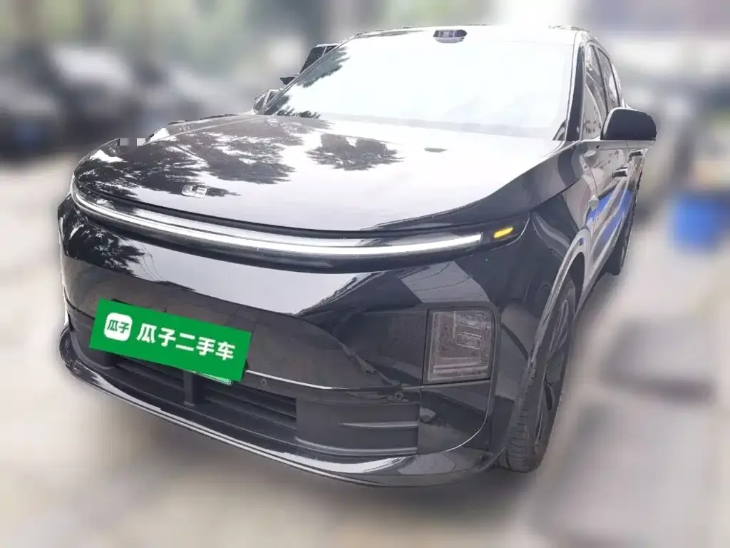 2025 Li Auto L6