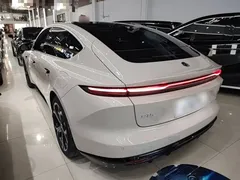 2025 Nio ET5 75kWh, чёрный — фото 5