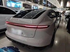 2025 Nio ET5 75kWh, чёрный — фото 7
