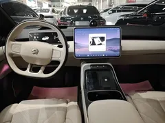 2025 Nio ET5 75kWh, чёрный — фото 10