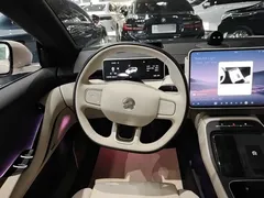 2025 Nio ET5 75kWh, чёрный — фото 11