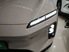 2025 Nio ET5 75kWh, чёрный — фото 24