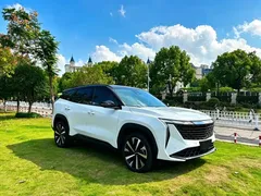 2023 Geely Atlas L 1.5TD DCT Premium, белый — фото 3