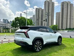 2023 Geely Atlas L 1.5TD DCT Premium, белый — фото 4