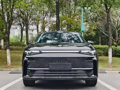 2026 Leapmotor C16 EREV 280 Lidar 6-seat, чёрный — фото 2