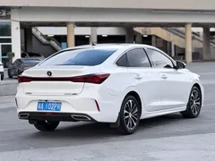 2022 Changan Eado PLUS 1.4T GDI DCT Flagship, белый — фото 4