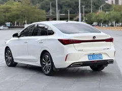 2022 Changan Eado PLUS 1.4T GDI DCT Flagship, белый — фото 6