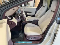 2025 Zeekr X 4 seats RWD Magic Cube, белый — фото 8