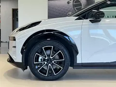 2025 Zeekr X 4 seats RWD Magic Cube, белый — фото 4
