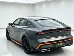 2022 Changan UNI-V 1.5T Premium — фото 6