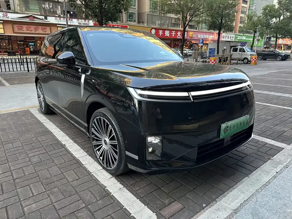 2026 Xpeng GX EV 665 Ultra