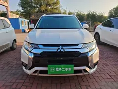 2021 Mitsubishi Outlander 2.0L 2WD 5, белый — фото 3