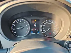 2021 Mitsubishi Outlander 2.0L 2WD 5, белый — фото 12