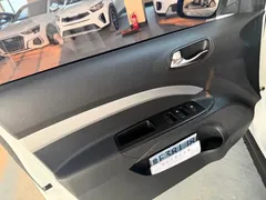 2021 Kia Yipao 1.4L CVT Sunroof, белый — фото 12