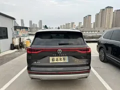 2023 Volkswagen Talagon 380TSI 4WD Luxury Pro, чёрный — фото 7