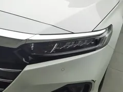 2022 Honda Accord 260TURBO Luxury, белый — фото 7