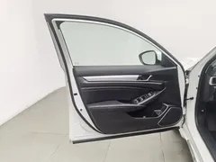 2022 Honda Accord 260TURBO Luxury, белый — фото 8