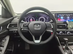 2022 Honda Accord 260TURBO Luxury, белый — фото 11